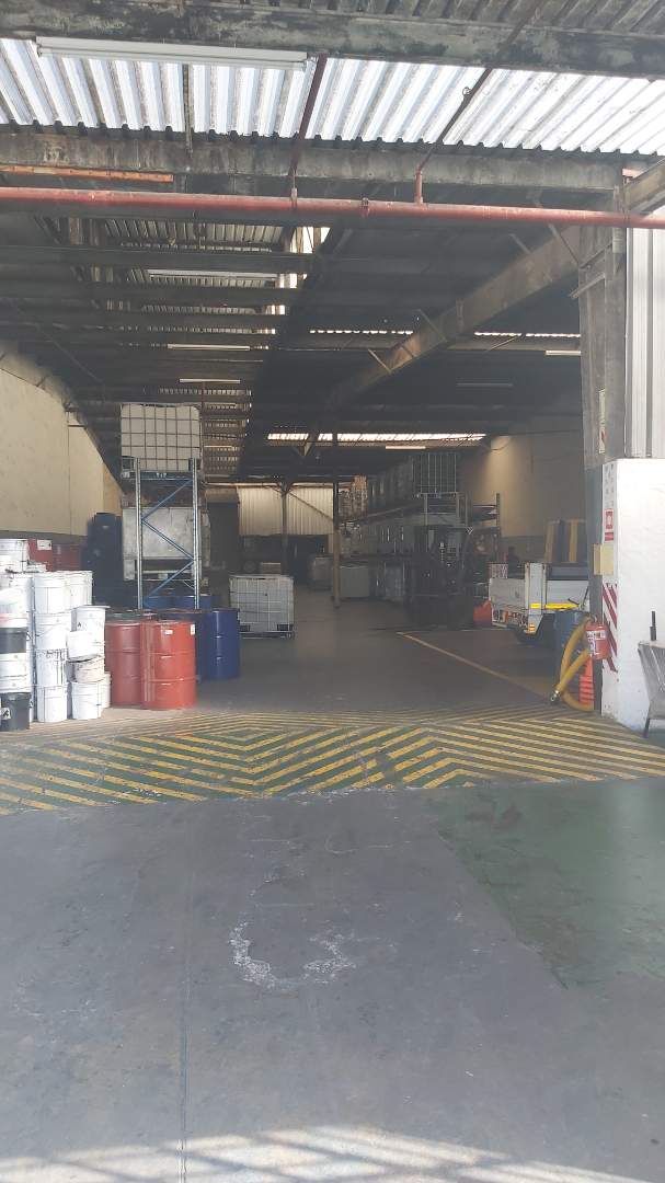 To Let Commercial Property for Rent in Wilsonia Eastern Cape